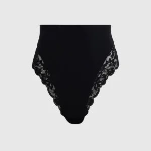 High Waist Smoothing Cheeky Panty in Black