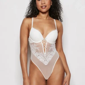 Lightly Lined Lace Bodysuit in Ivory
