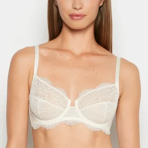 Lace Wired Unlined Bra in Gardenia