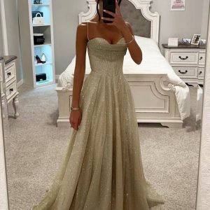 Isadora | Robe Maxi Satinée Dos Nu – Élégance de Soirée Féminine