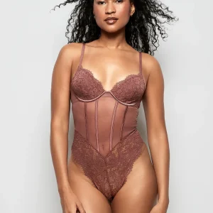 Lightly Lined Lace Bodysuit in Dusty Cedar