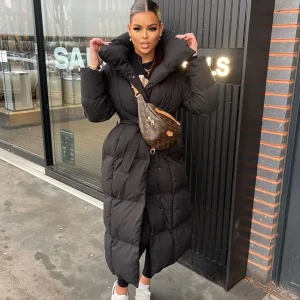 Kyrielle | Parka oversize noire Kyleih pour l’hiver