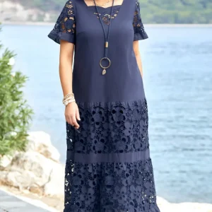 Kalina | Robe maxi en dentelle bleu marine