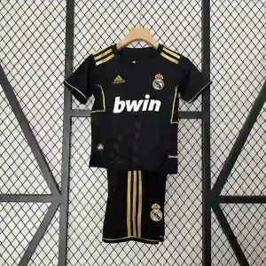 Kit Enfant Real Madrid Extérieur Retro 2011/2012